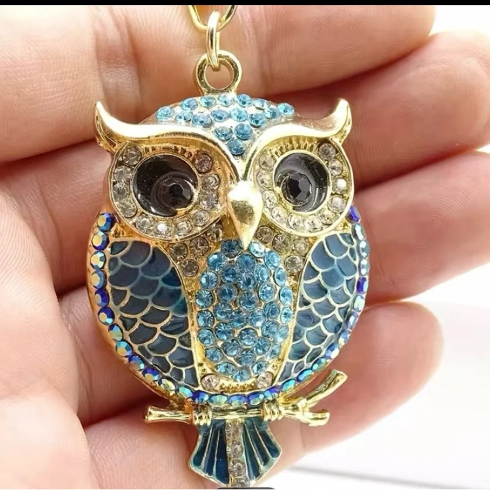 NWT Rhinestone Owl Keychain Key Ring or bag ornament fabulous